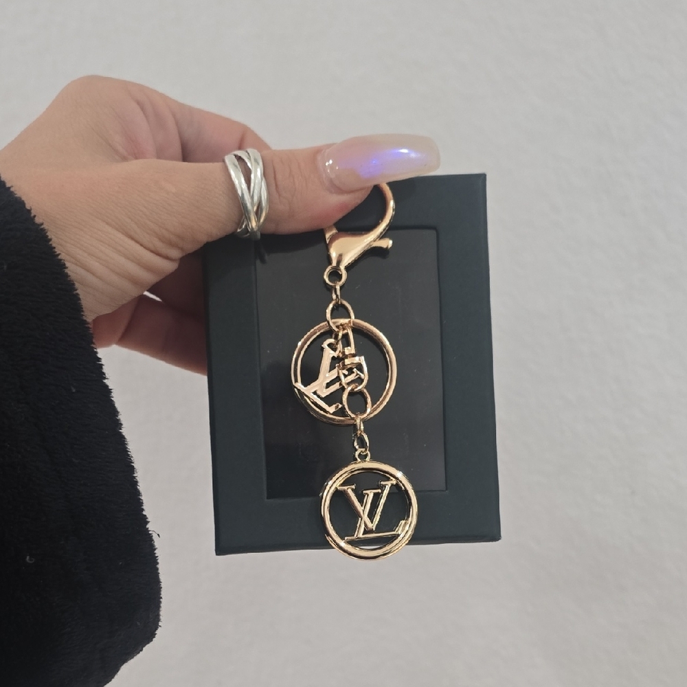 Elegant Gold Key Holder with LV Charm UPCYCLED LV ZIP TAG